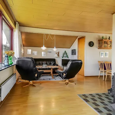 Lovely Located At Gjellerodde Sj837 *